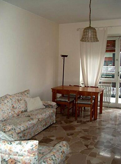 Appartamento bilocale in affitto in Via Monte Bianco, Triante, Monza