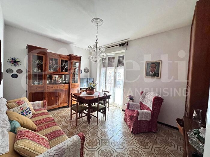 Appartamento bilocale in vendita in Via Paluda Snc, Como