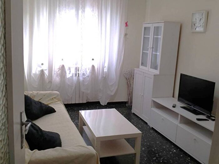 Appartamento trilocale in affitto in Centro, Albisola Superiore