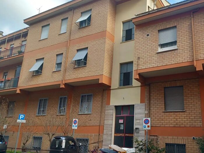 Appartamento trilocale in vendita in Vicolo degli Olmi, Castel Madama