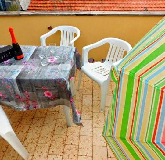 Appartamento trilocale in affitto in Levanto