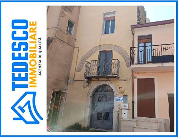 Appartamento trilocale in affitto in Via Capitano Luca Mazzella, Centro Storico, Benevento