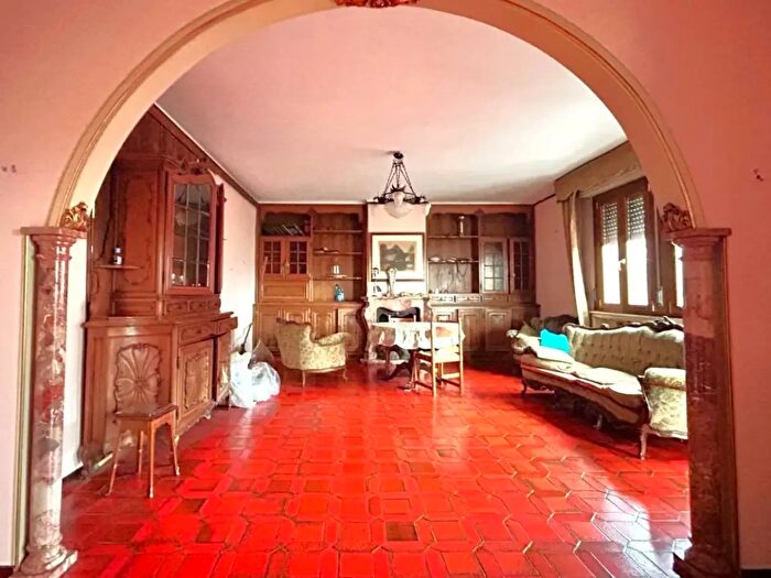 Appartamento con 6 locali in vendita in Via Don Giovine, Alessandria