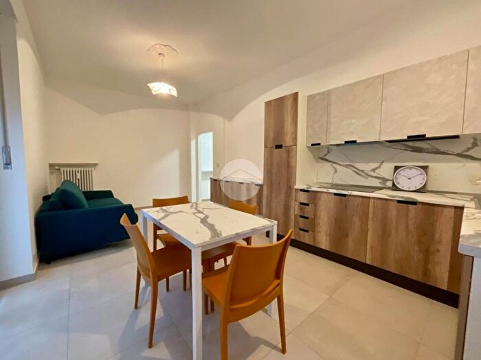 Appartamento monolocale in affitto in Via Agnelli, Centro, Leinì