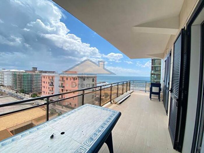 Appartamento trilocale in vendita in Via del Mare, Castel Volturno