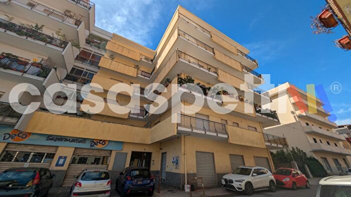 Appartamento quadrilocale in vendita in Via Ravagnese Superiore, Reggio Calabria