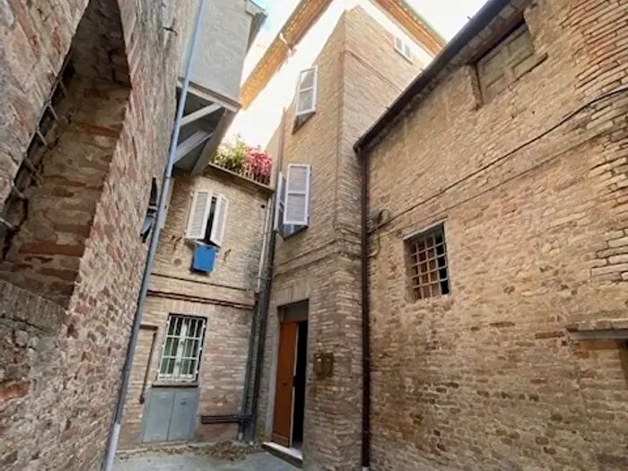 Appartamento in vendita in Via Tiglio, Montegiorgio