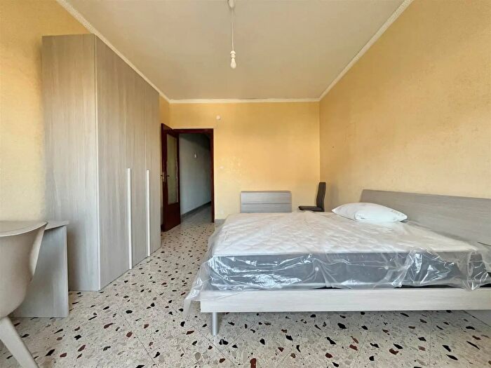 Appartamento quadrilocale in affitto in Via Stazzone, Palermo