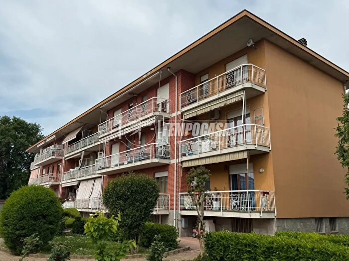 Appartamento trilocale in vendita in Via Mario Groppo, Sommariva Del Bosco