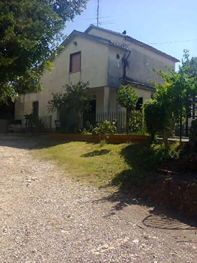 Casa trilocale in vendita in Via Mortelle, Serre