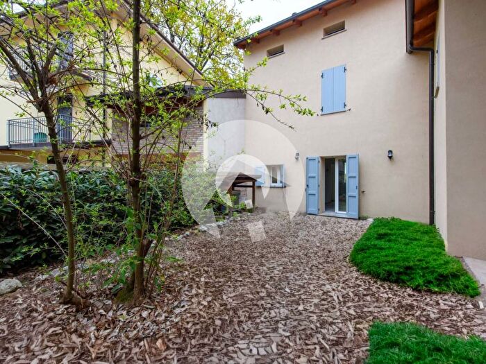 Casa con 6 locali in affitto in via bosco, Pratissolo, Scandiano