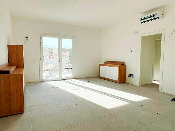 Appartamento trilocale in affitto in Via Stazione, Roncanova, Gazzo Veronese
