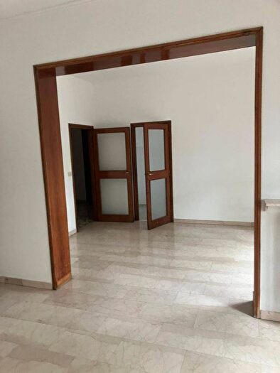 Appartamento con 5 locali in vendita in Vial Monte San Michele, Reggio Emilia