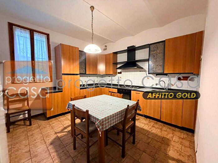 Appartamento trilocale in affitto in Centro, Castelfranco Emilia