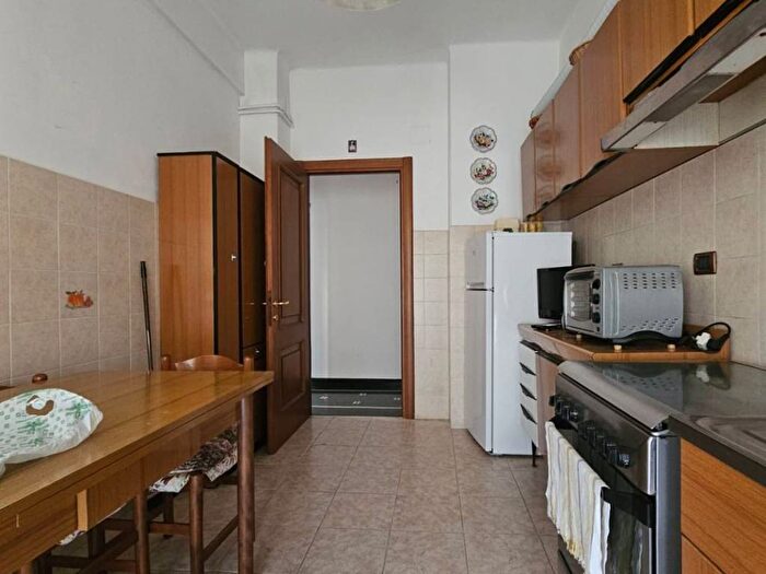 Appartamento bilocale in affitto in Via Giovanni Ambrogio Molfino, Sestri Ponente, Genova