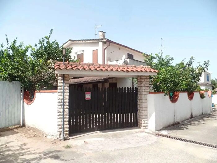 Appartamento con 6 locali in vendita in Via Terracina, San Felice Circeo