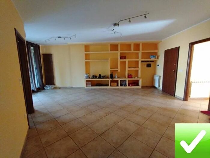 Appartamento con 5 locali in vendita in Reggio Calabria