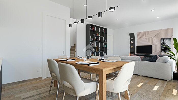 Casa bilocale in vendita in Str La Rizza, Verona