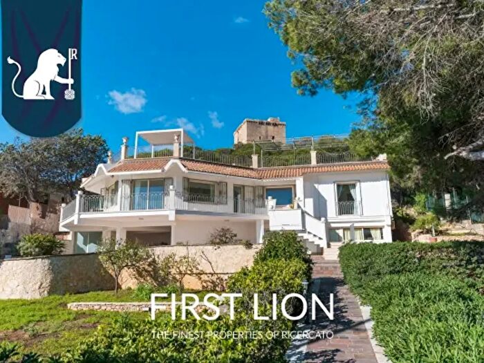 Casa con 6 locali in vendita in Lungomare Cesare Cantù, Nardo'