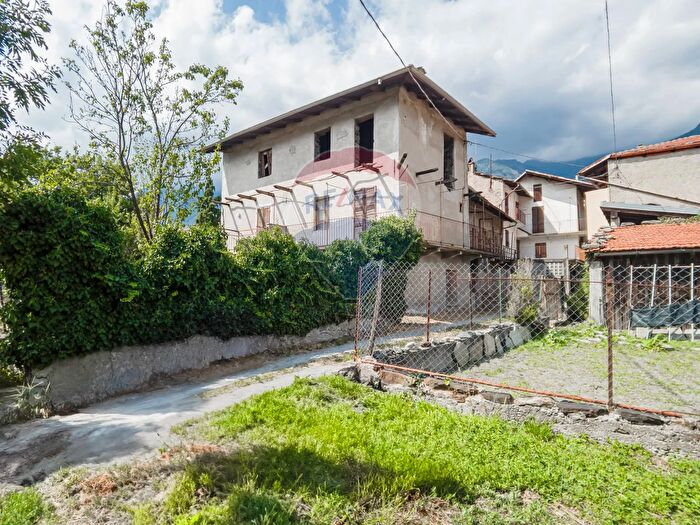 Casa trilocale in vendita in Via dei Mille, Bruzolo