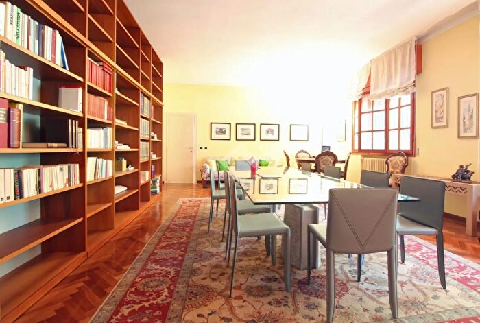 Appartamento quadrilocale in vendita in Via Achille Grandi, San Pietro In Casale