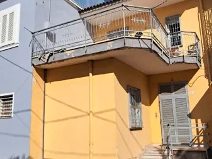 Casa con 6 locali in vendita in Via Tabacchi, Saviano