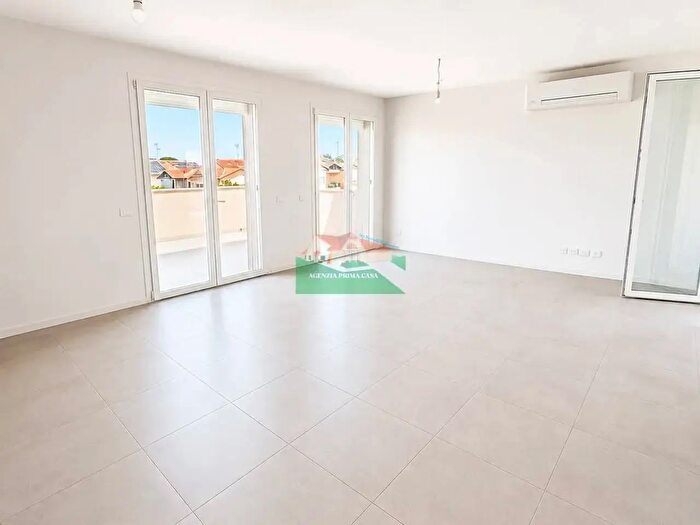 Appartamento con 5 locali in vendita in Via del Gattice, Ravenna