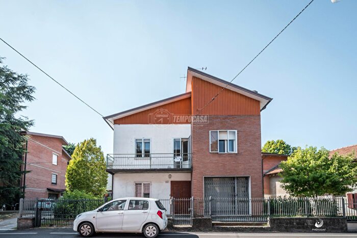 Casa con 5 locali in vendita in Via Gian Battista Venturi, Bibbiano
