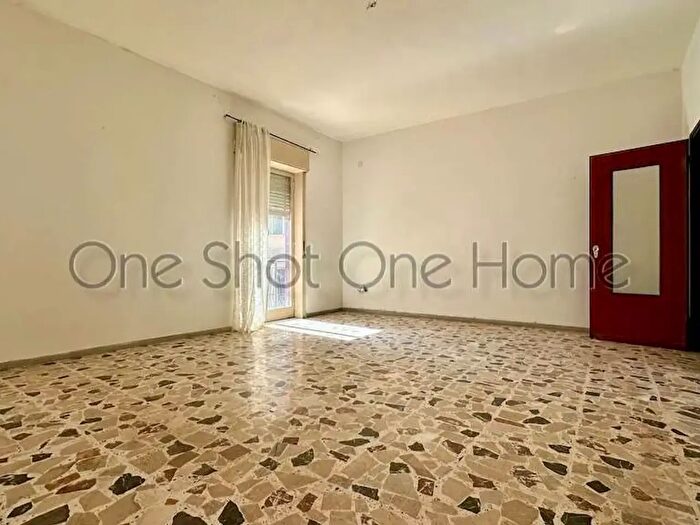 Appartamento quadrilocale in vendita in Via Olivieri, Siracusa