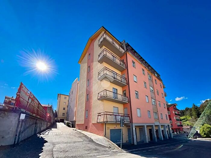 Appartamento quadrilocale in vendita in Via Pescara, LAquila