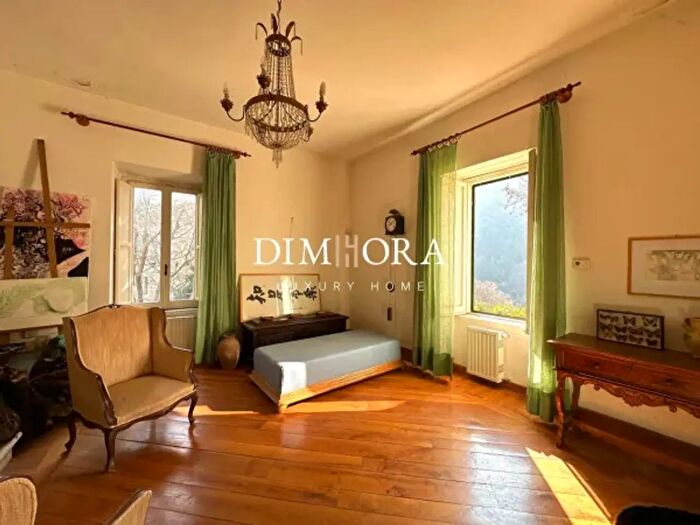 Casa con 6 locali in vendita in Via Littorio, Roccasecca