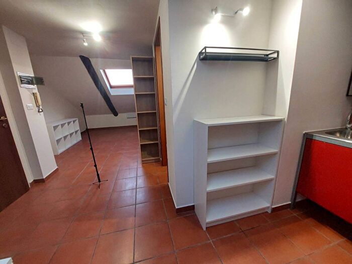 Casa bilocale in affitto in Via Perosa, Cenisia, Torino