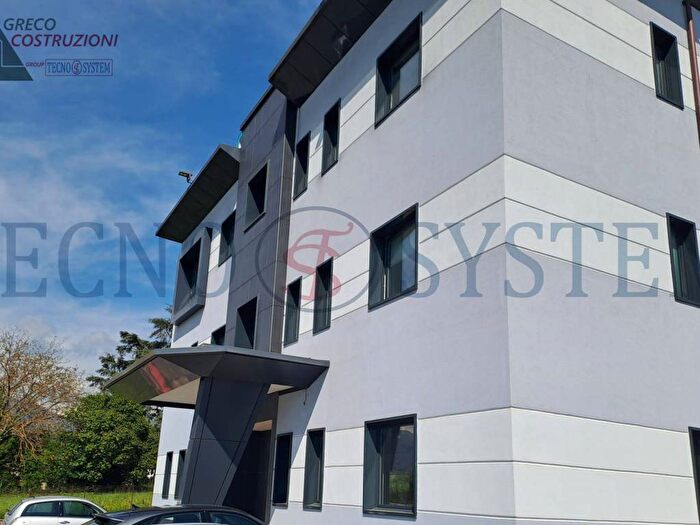 Appartamento con 5 locali in affitto in Via Chiusanova, SantElia Fiumerapido