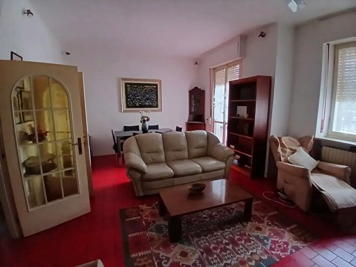 Appartamento quadrilocale in affitto in Via Colombara, Verona