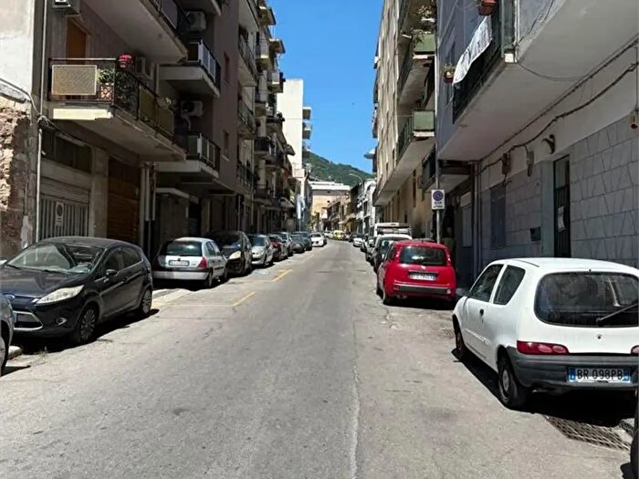 Appartamento quadrilocale in vendita in Via Palermo, Messina