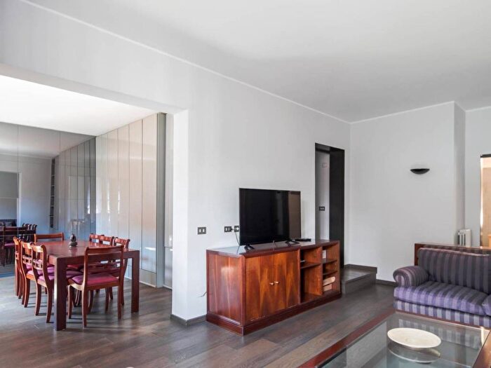 Appartamento bilocale in affitto in Via Senato, Quadrilatero della Moda, Milano