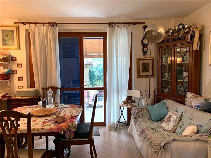 Casa quadrilocale in vendita in Roma