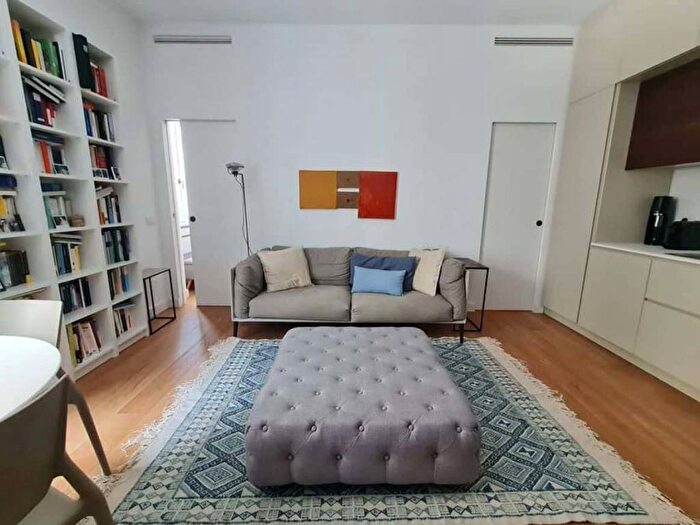 Appartamento bilocale in affitto in Via Alessandro Volta, Centro, Cologno Monzese