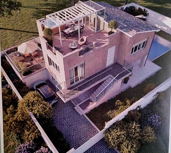 Appartamento con 10 locali in vendita in Livorno, Livorno