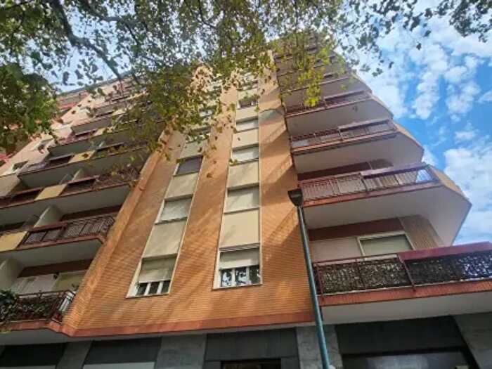 Appartamento trilocale in vendita in Corso Traiano, Torino