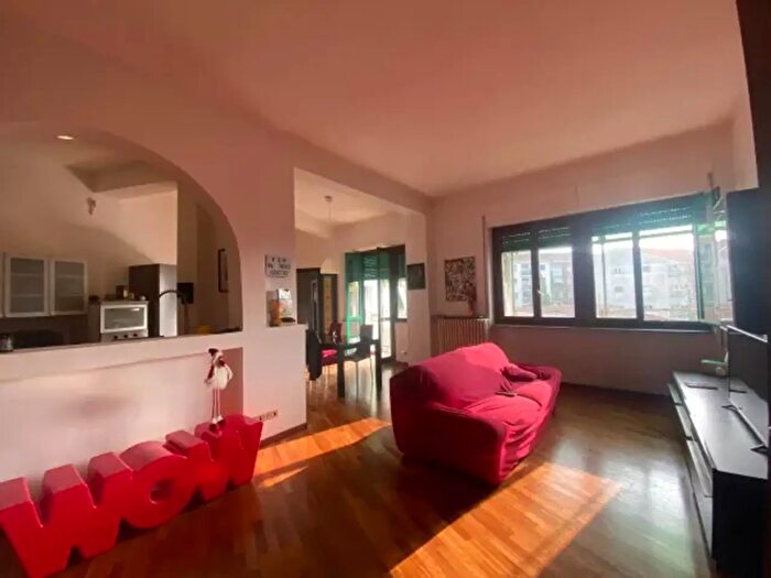 Appartamento trilocale in affitto in Via Camillo Benso di Cavour, Asti