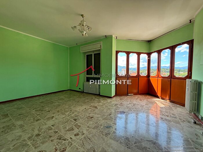 Appartamento trilocale in vendita in Piazza Ferrari Ardicini, Gozzano