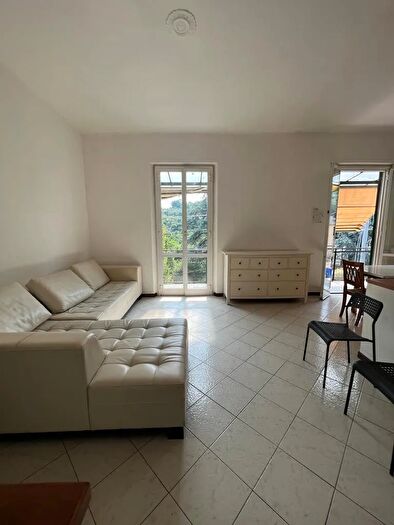 Appartamento con 5 locali in affitto in La Spezia