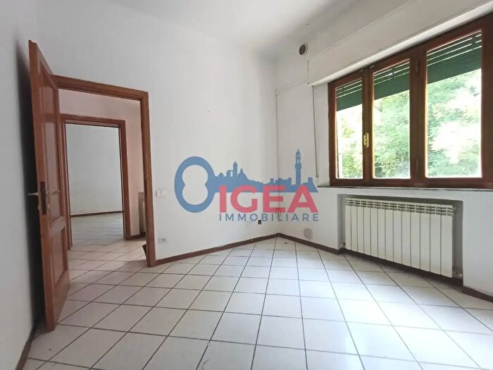 Appartamento con 5 locali in vendita in a Esterna di Fontebranda, Siena