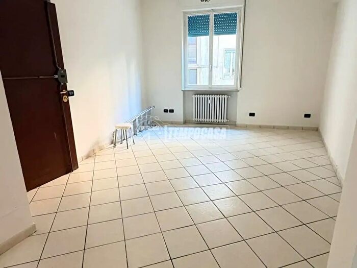 Appartamento trilocale in affitto in Via Virgilio, Mantova
