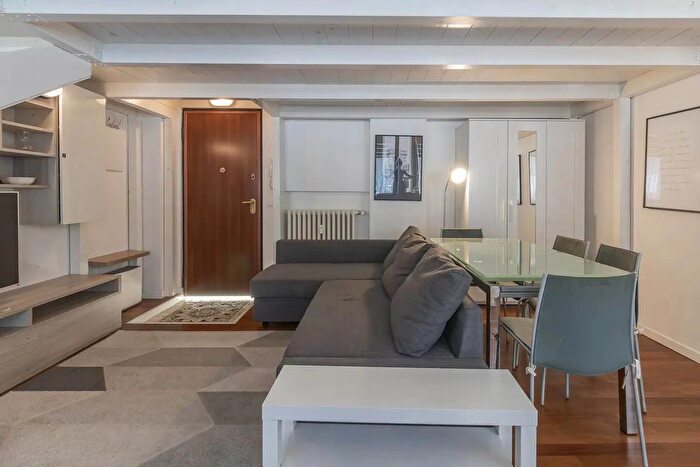 Appartamento bilocale in affitto in Milano GambaraBande Nere Via Desenzano, Milano