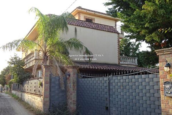 Casa con 6 locali in vendita in Via Eleuterio, Misilmeri