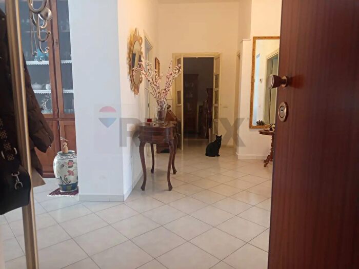 Appartamento con 6 locali in vendita in Piombino