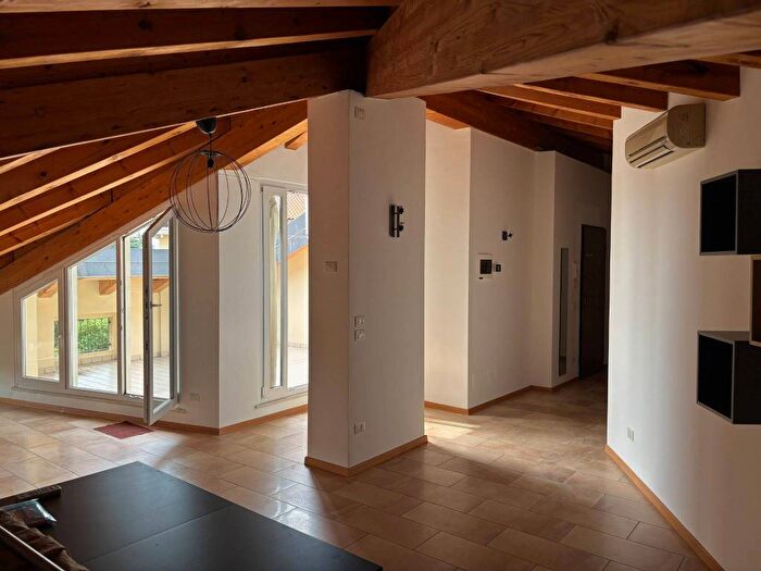 Casa bilocale in affitto in Centro, Thiene