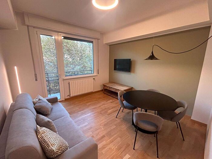 Appartamento bilocale in affitto in Viale Varese, Centro Storico, Como